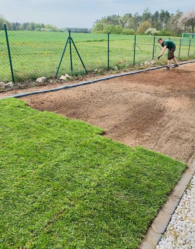 Greenkeepers Gartenbau - Unterbauarbeiten für Rollrasen